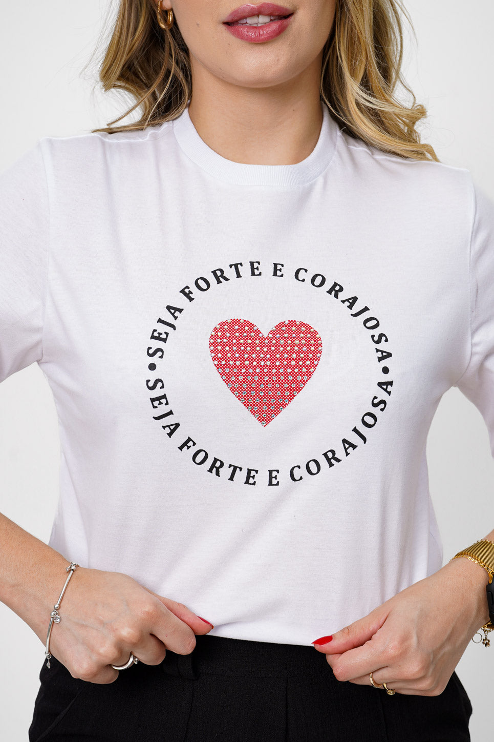 57313 - T-Shirt Be Strong And Courageous Heart Strass