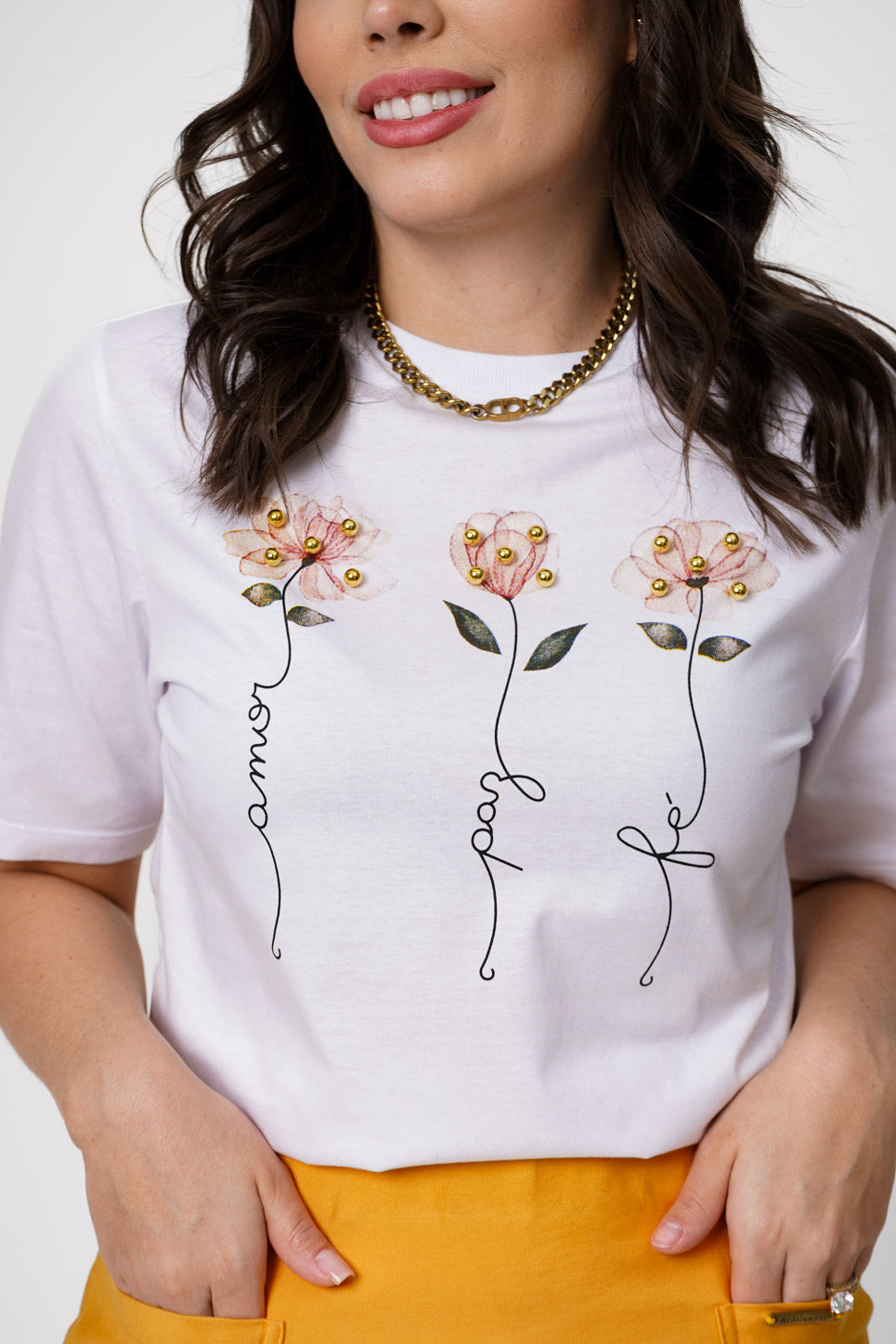 57411 - T-Shirt Flowers Pearls Love Peace Faith